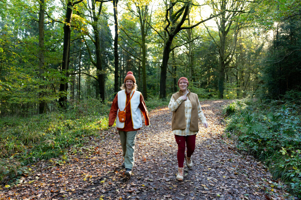 social benefits of hiking