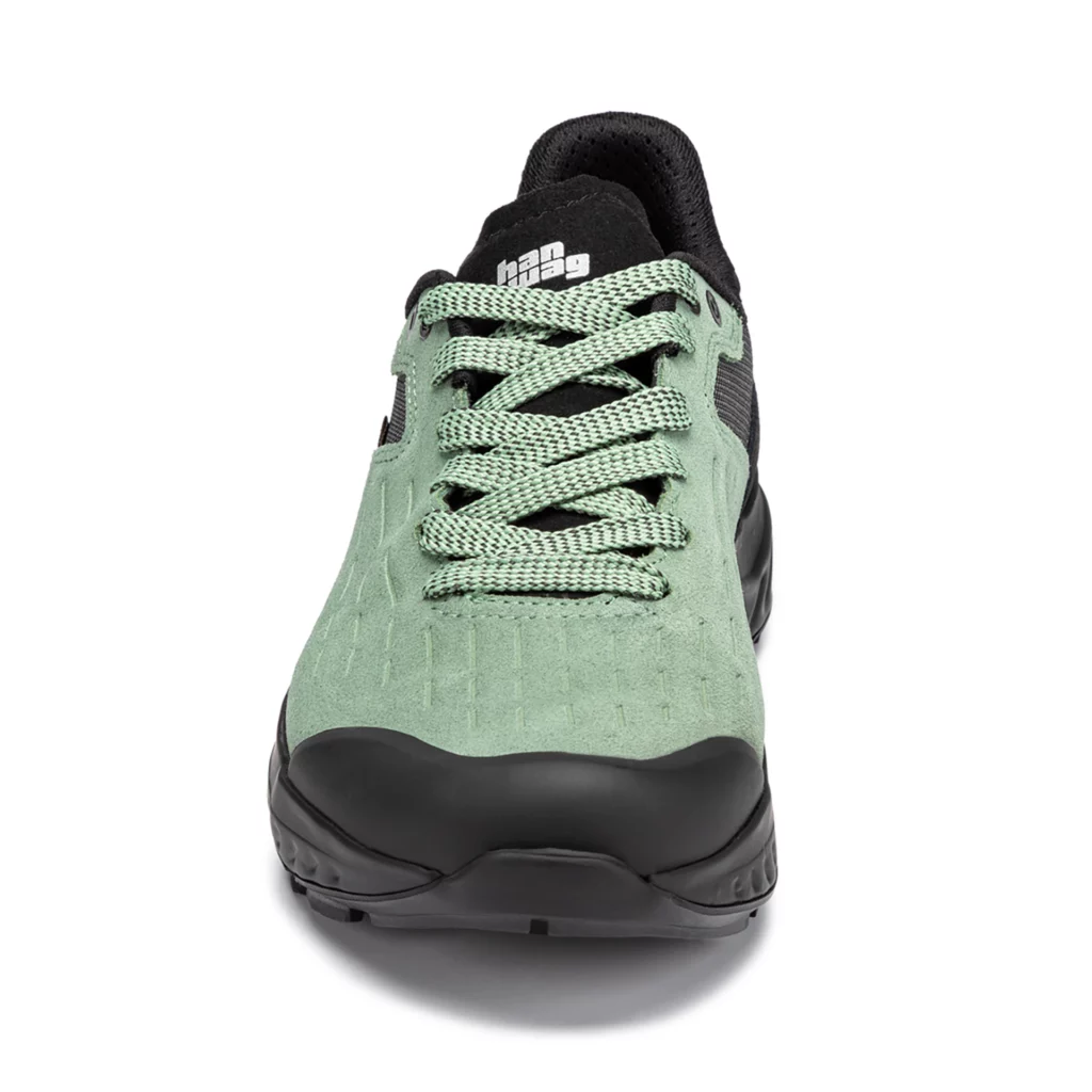Best lightweight supportive trekking shoe for summer