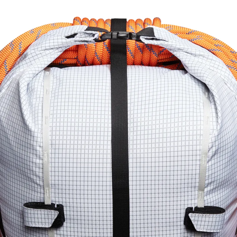 Mammut Women's Trion 38 White-5