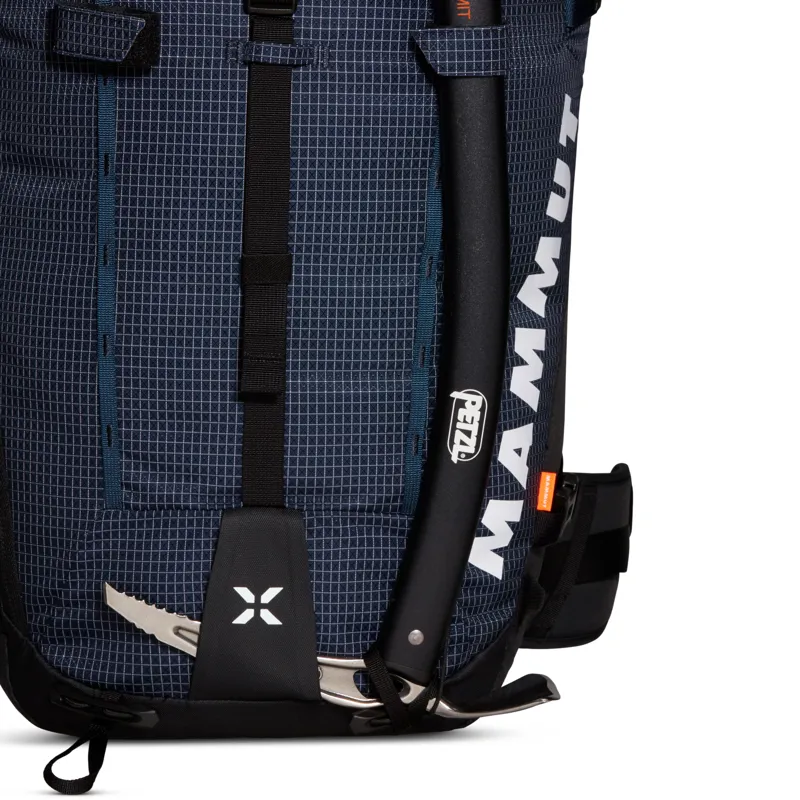 Mammut Women's Trion 38 Marine/Black-8