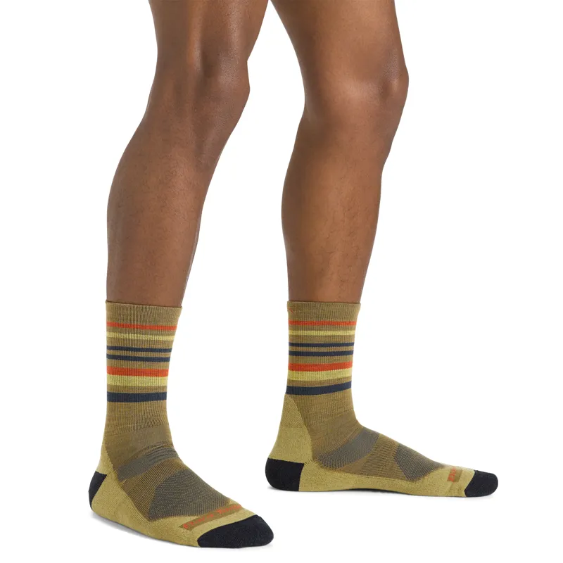 Darn Tough Men's Fastpack Micro Crew Lightweight Hiking Socks Sandstone-1