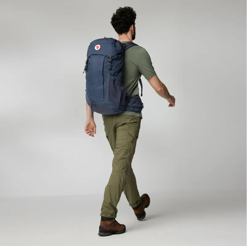 Fjallraven Abisko Hike 35 Patina Green-3