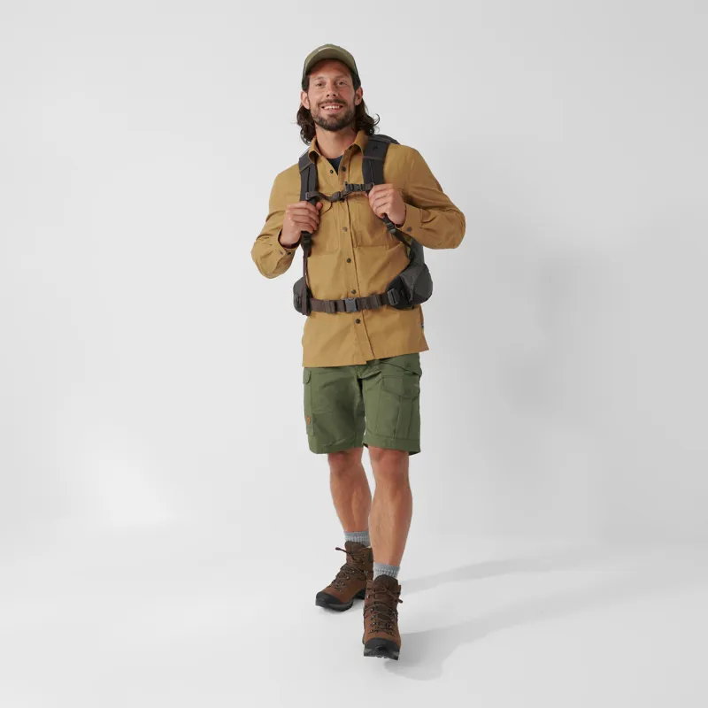 Fjallraven Men's Barents Pro Shorts Dark Olive-1