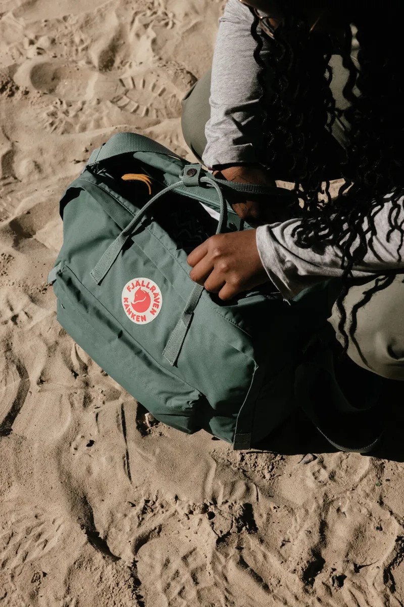Fjallraven Kanken Weekender Clay-11