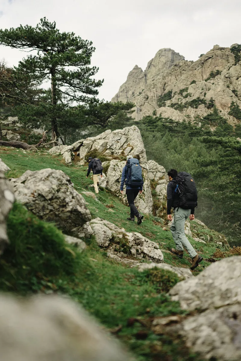 Fjallraven Men's Abisko Hike Trousers Black-10