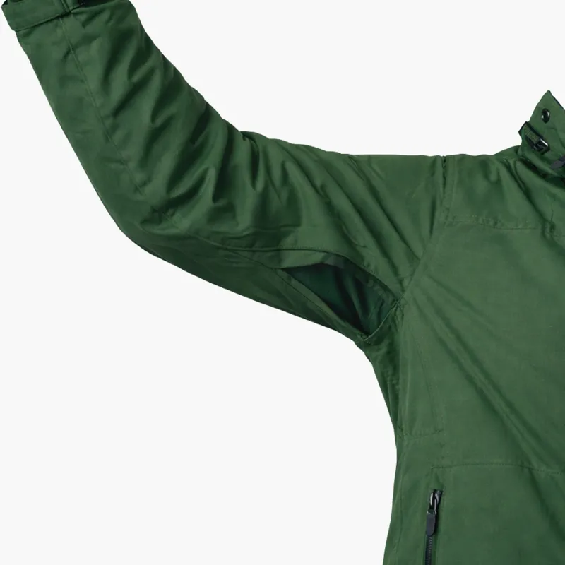 Articulated sleeves and stretch fabric for climbing mobility