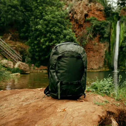 Osprey Farpoint 55 carry on compatibility