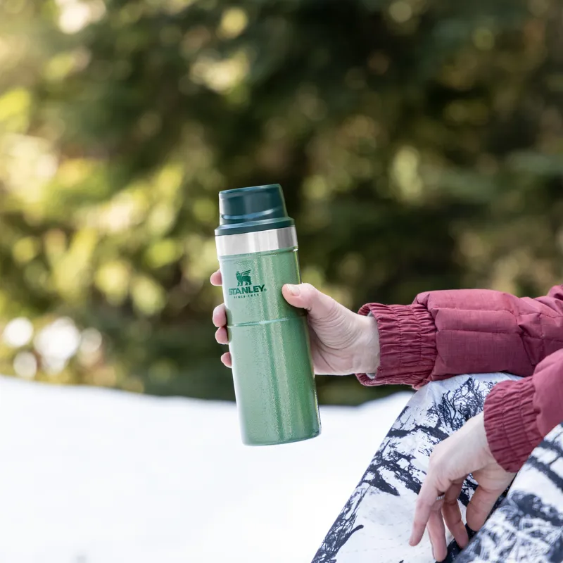 Stanley Classic Trigger Mug 12oz / 0.35L Black-1