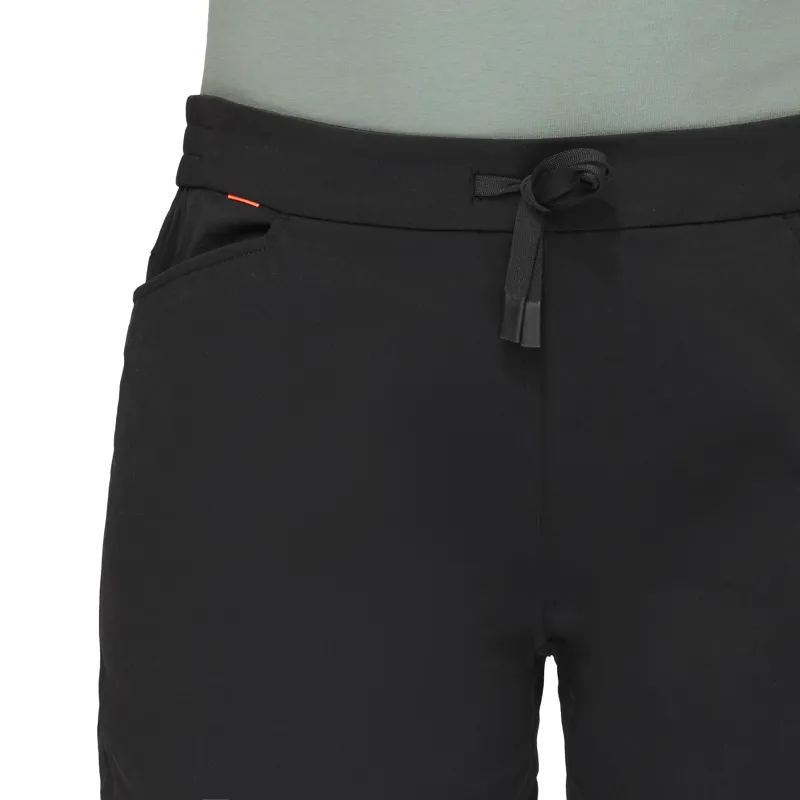 Mammut Womens Massone Light Shorts Black-1