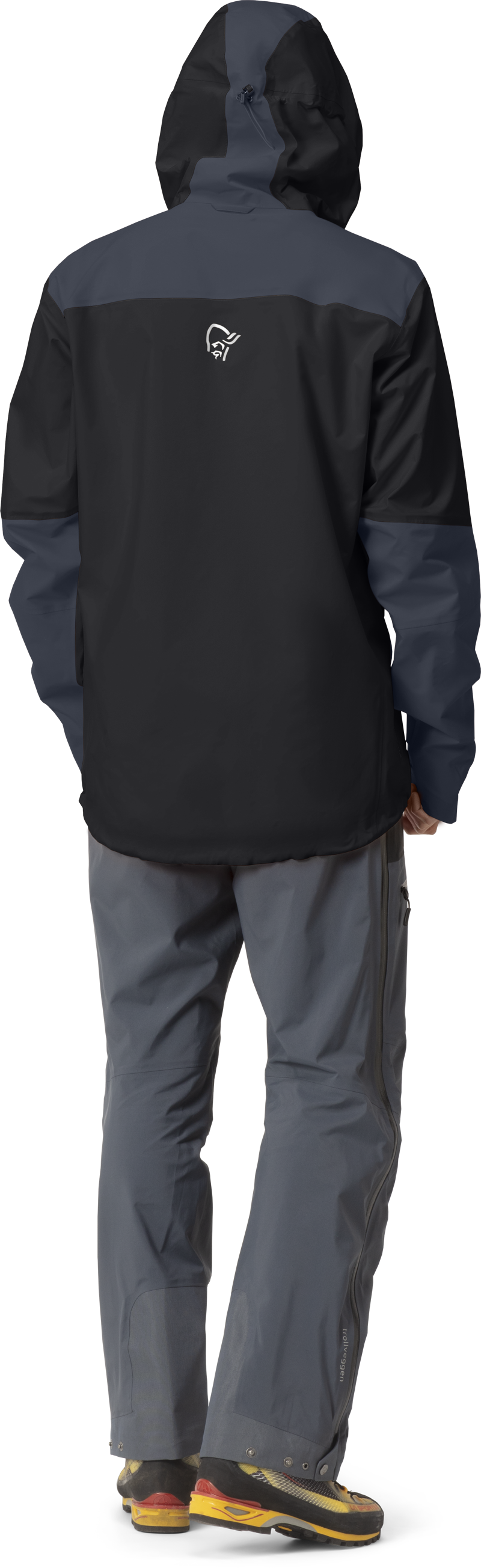 Norrona Men's Trollveggen GTX Pro Light Jacket Caviar-2