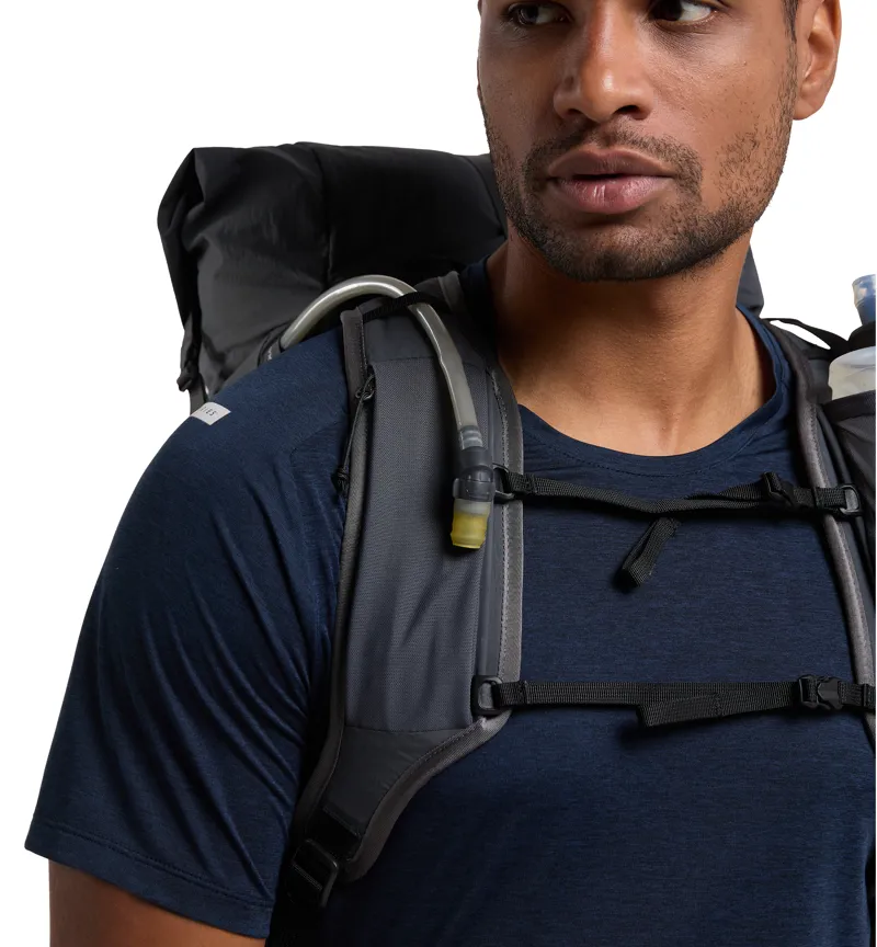 Haglofs L.I.M Airak 38 Black S/M-5