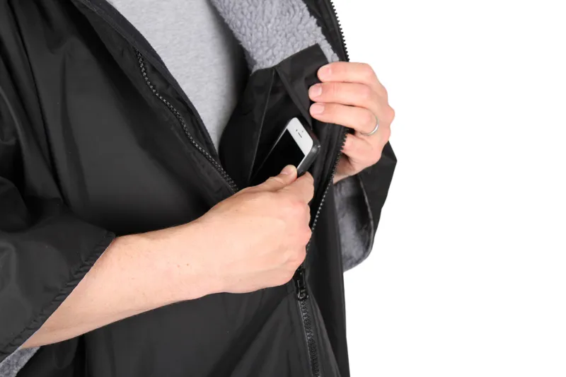 Lifeventure Changing Robe Zip Black Medium-11