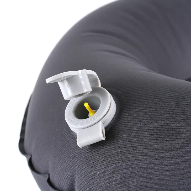 Lifeventure Inflatable Neck Pillow-4