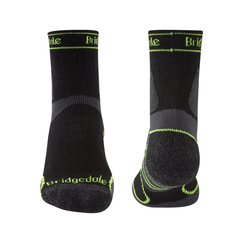 Bridgedale Mens Run Lightweight T2 Sport Crew Sock Black-1