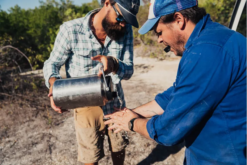YETI Rambler One Gallon Jug Stainless Steel-3