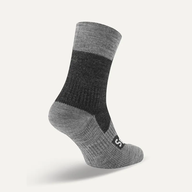 Sealskinz Bircham All Weather Ankle Length Socks Black-1