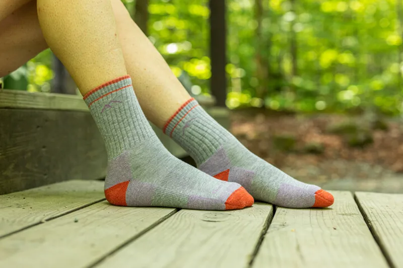 Darn Tough Womens Hiker Coolmax Micro Crew Cushion Light Gray-3