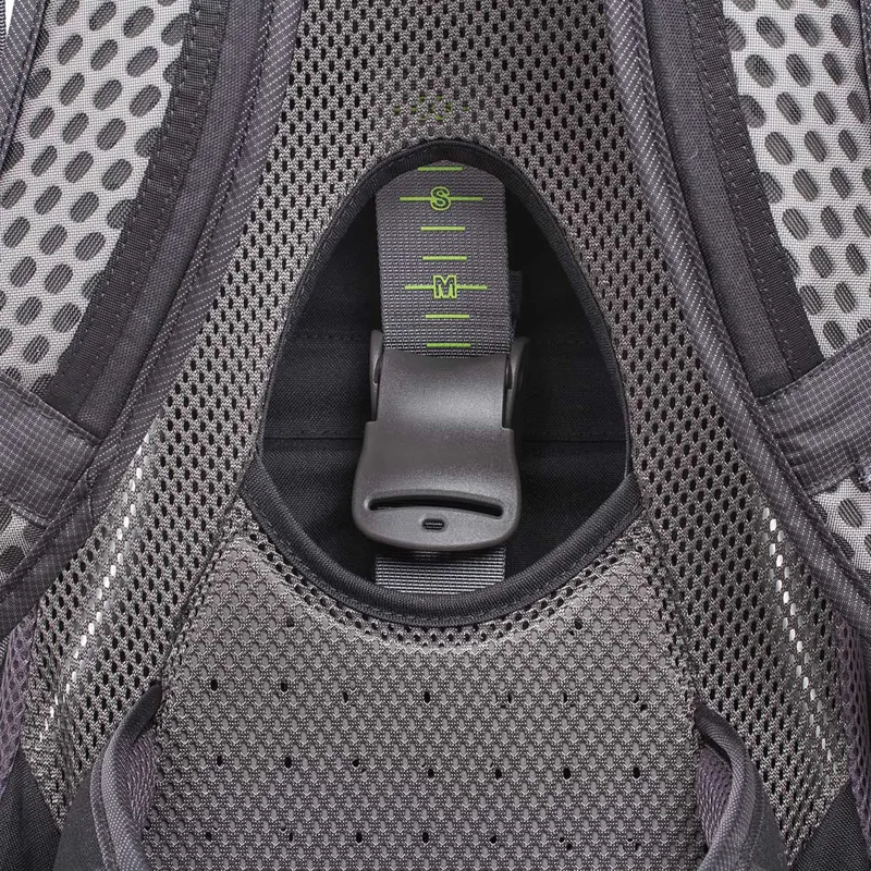 Littlelife Voyager S5 Child Carrier Black-7