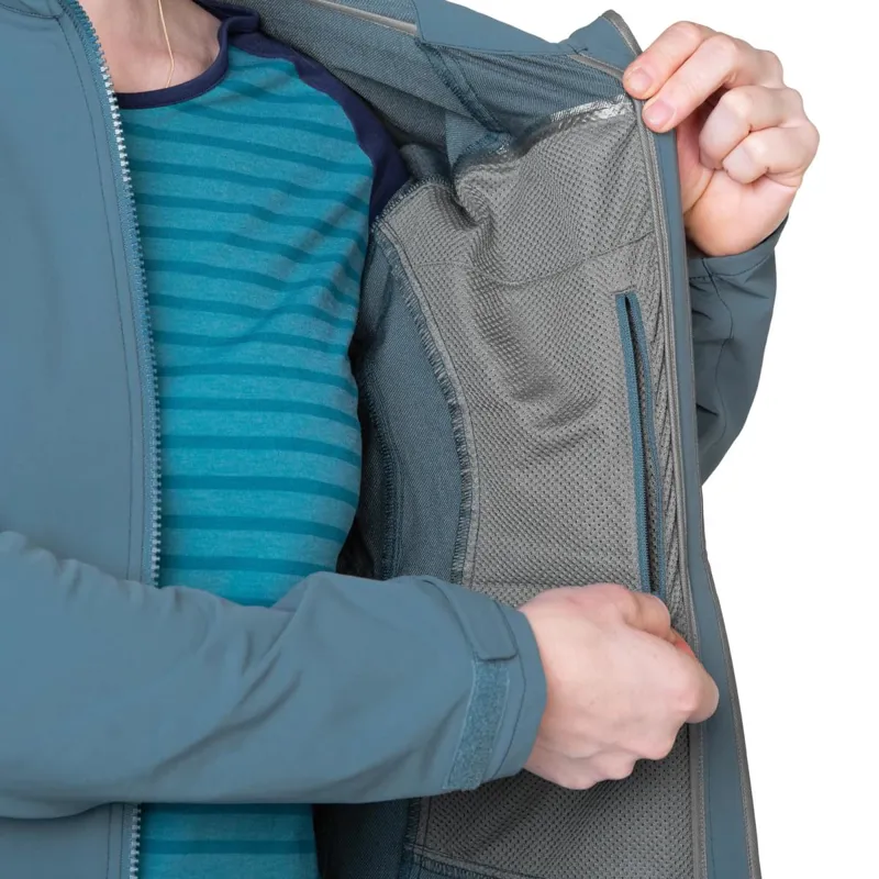 Mountain Equipment Women's Frontier Hooded Jacket Black-5