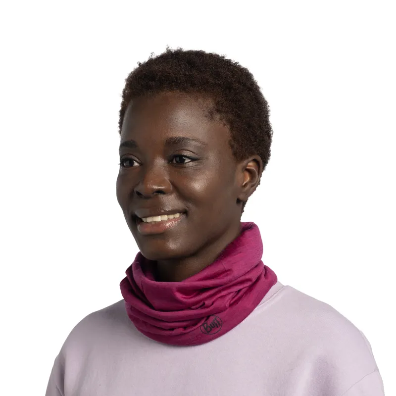 Buff Merino Lightweight Neckwear Magenta-3