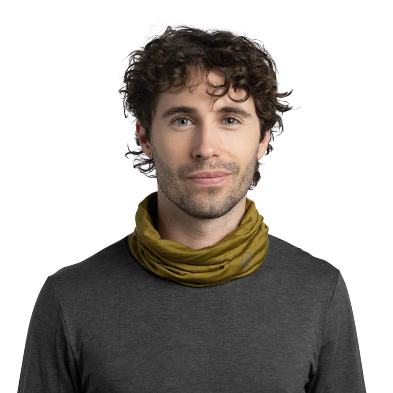 BUFF Merino Lightweight Solid Olive Green-2