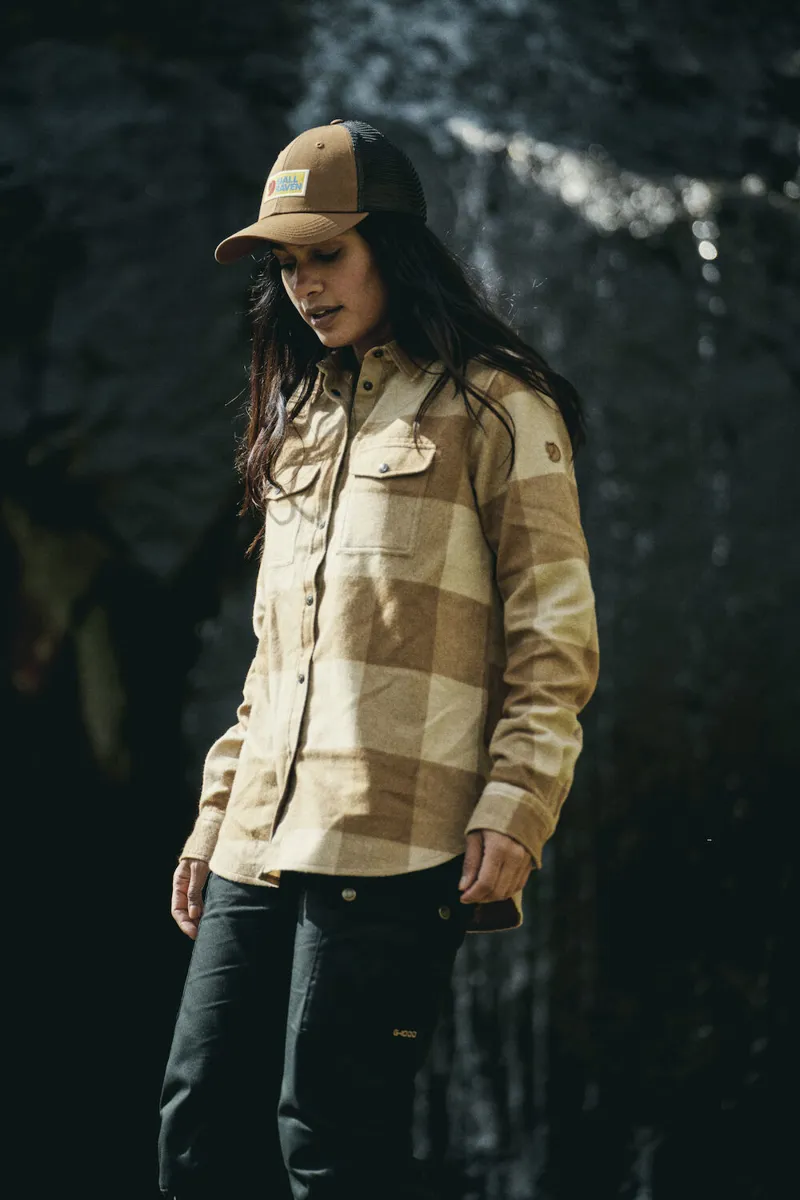 Fjallraven Womens Canada Shirt Navy/Black-7