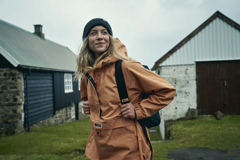 Fjallraven Womens Vardag Anorak Green-8