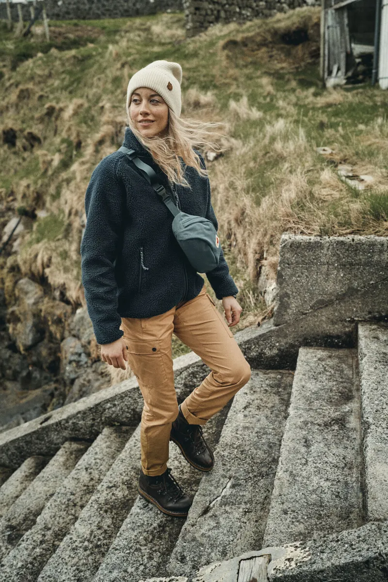 Fjallraven Womens Vardag Pile Fleece Buckwheat Brown-7