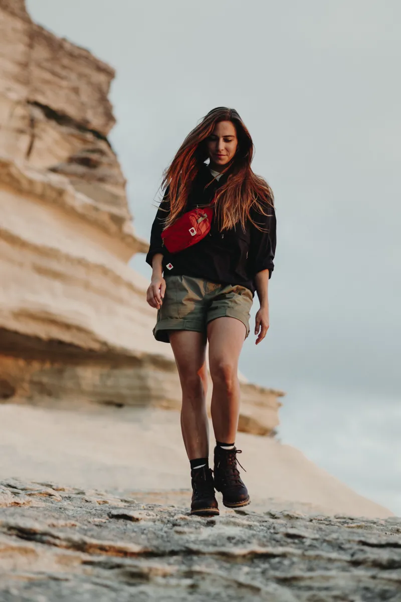 Fjallraven Womens Vardag Shorts Green-9