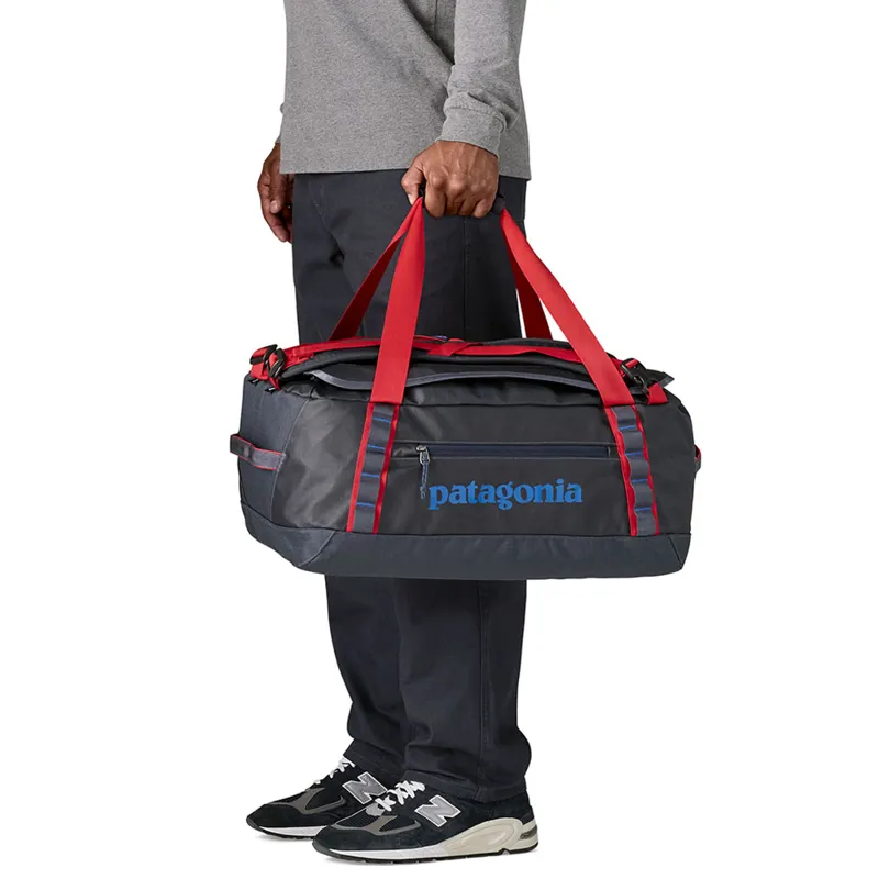 Patagonia Black Hole Duffel 40L Smolder Blue w/Amanita Red-3