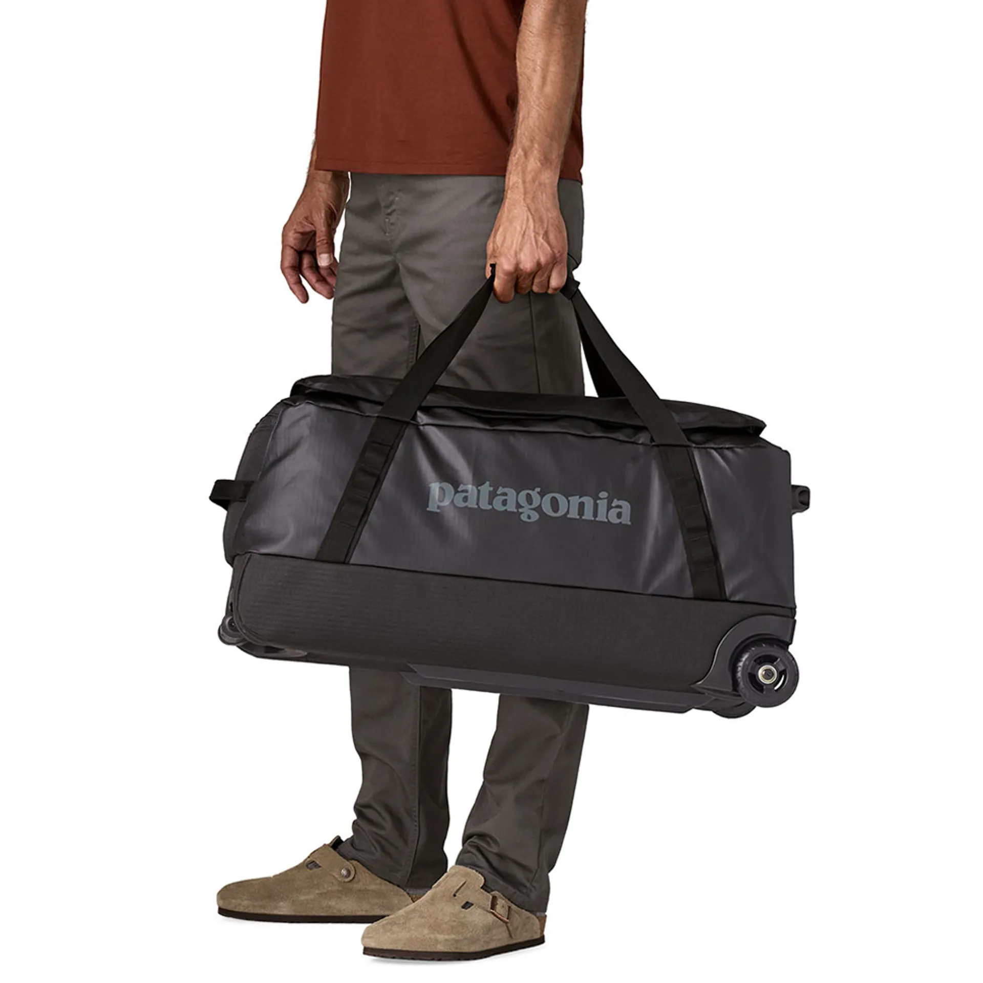 patagonia black hole wheeled uk Patagonia Black Hole Wheeled Duffel 70L Black w/Black