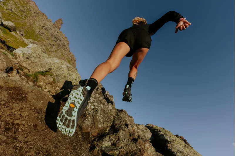 Altra Men's Lone Peak 9+ Trail Shoes Black-7