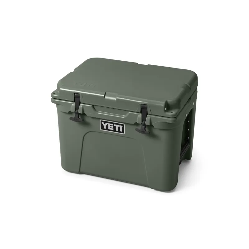 YETI Tundra Cooler 35 Camp Green