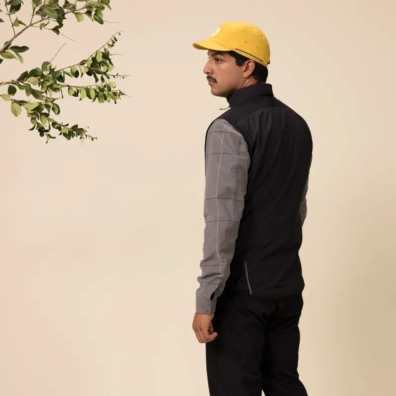 Specialized Fjallraven Mens Adventure Vest Black-3