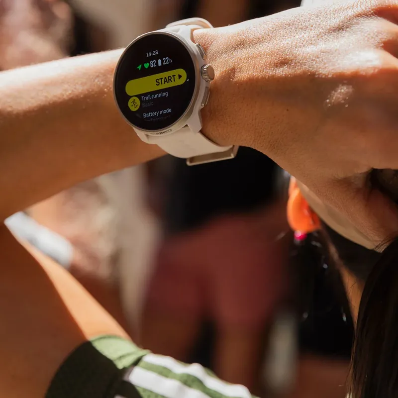 Suunto Race S Active Watch All Black-5