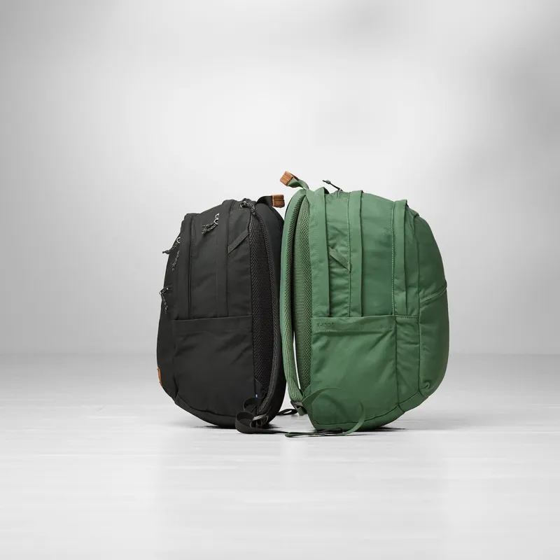 Fjallraven Raven 28 Black / Black-6