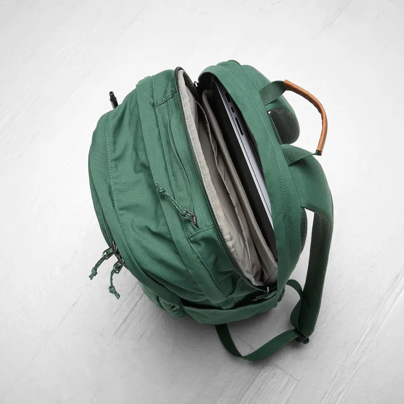 Fjallraven Raven 28 Black / Black-5