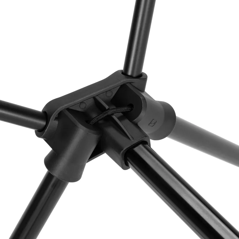 Helinox Chair One re Blackout Edition-5