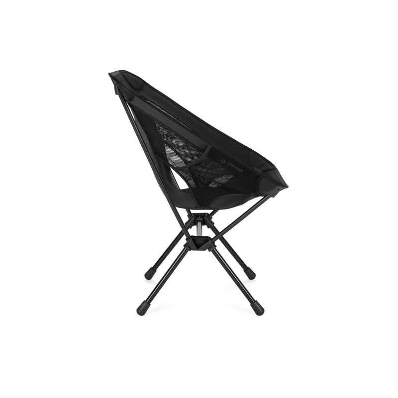 Helinox Chair One re Blackout Edition-3
