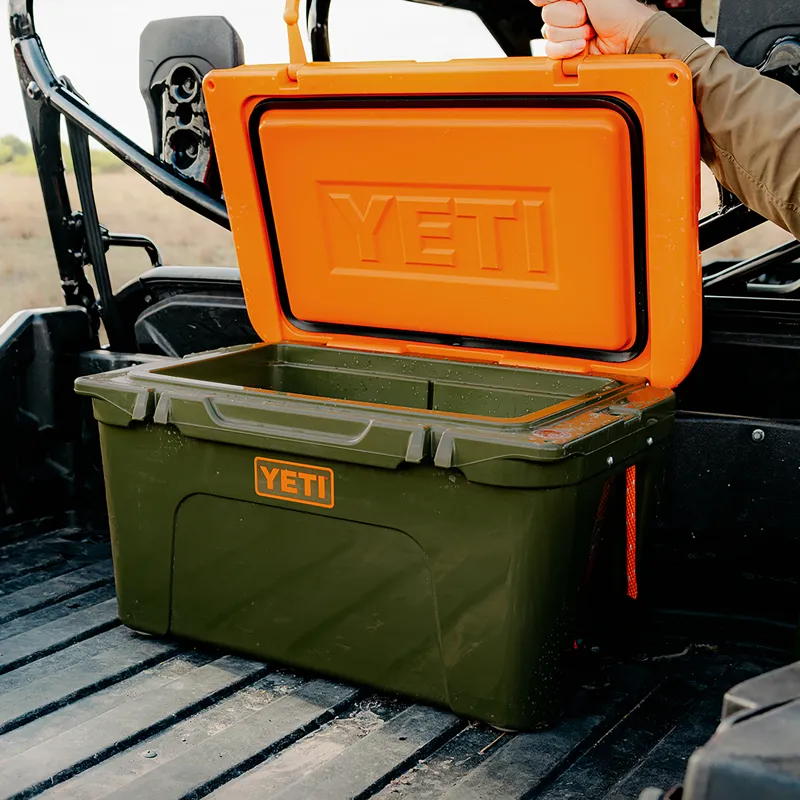 YETI Tundra 45 Cooler Olive/King Crab Orange-5