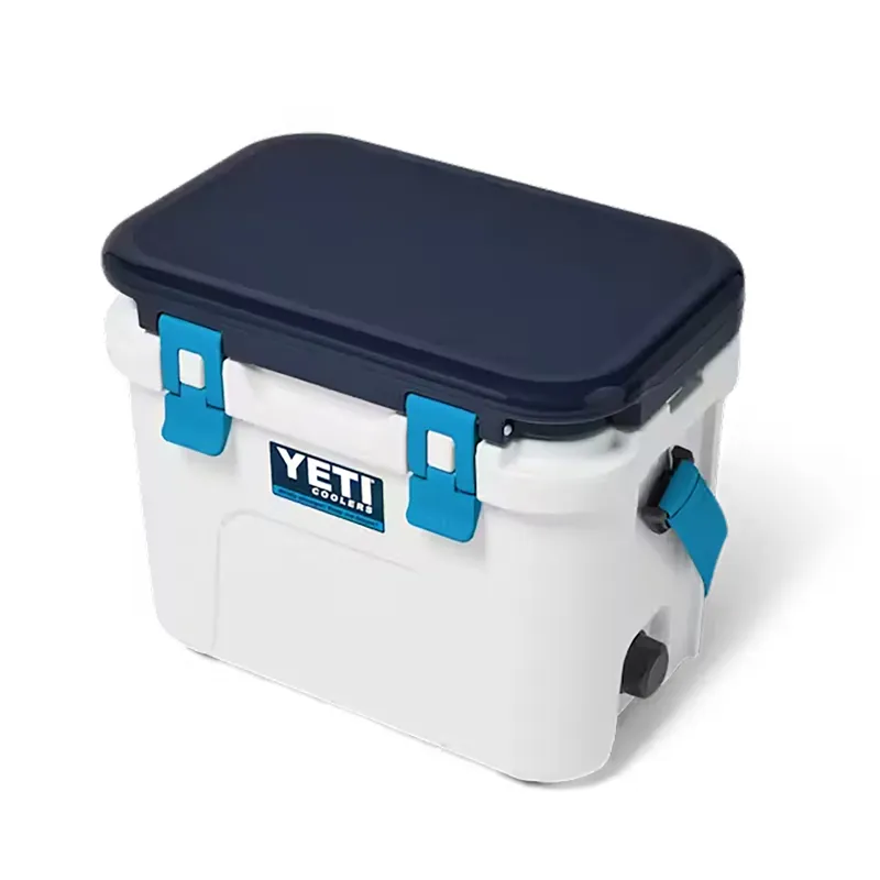 YETI Roadie 15 Hard Cooler White/Blue-1