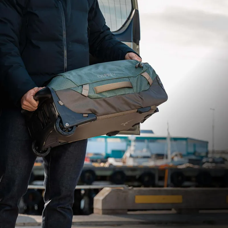 Osprey Transporter Wheeled Carry On Pine Leaf-12