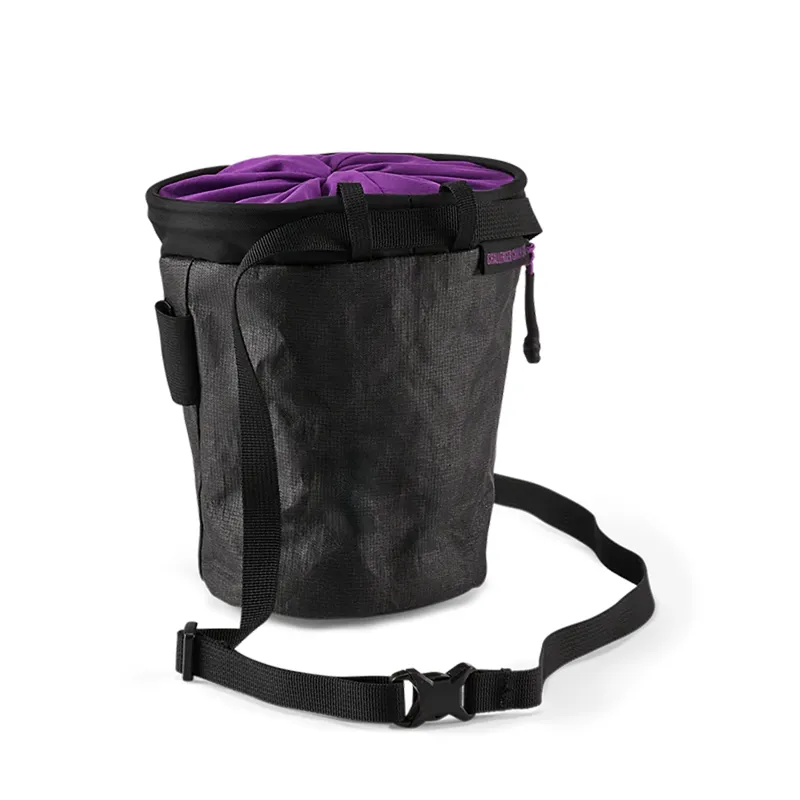 La Sportiva Challenger Chalk Bag Black-1