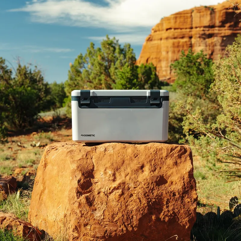 Dometic Recon Large 69L Coolbox Silt-3