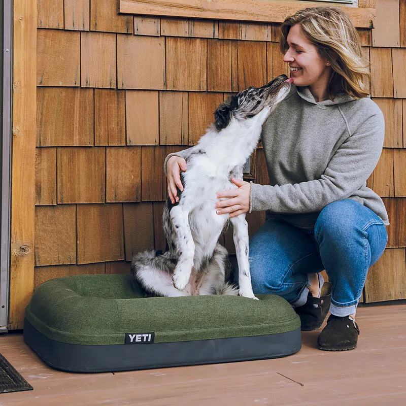 YETI Boomer Dog Bed Small Olive-6