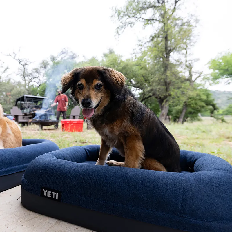 YETI Boomer Dog Bed Small Navy -4