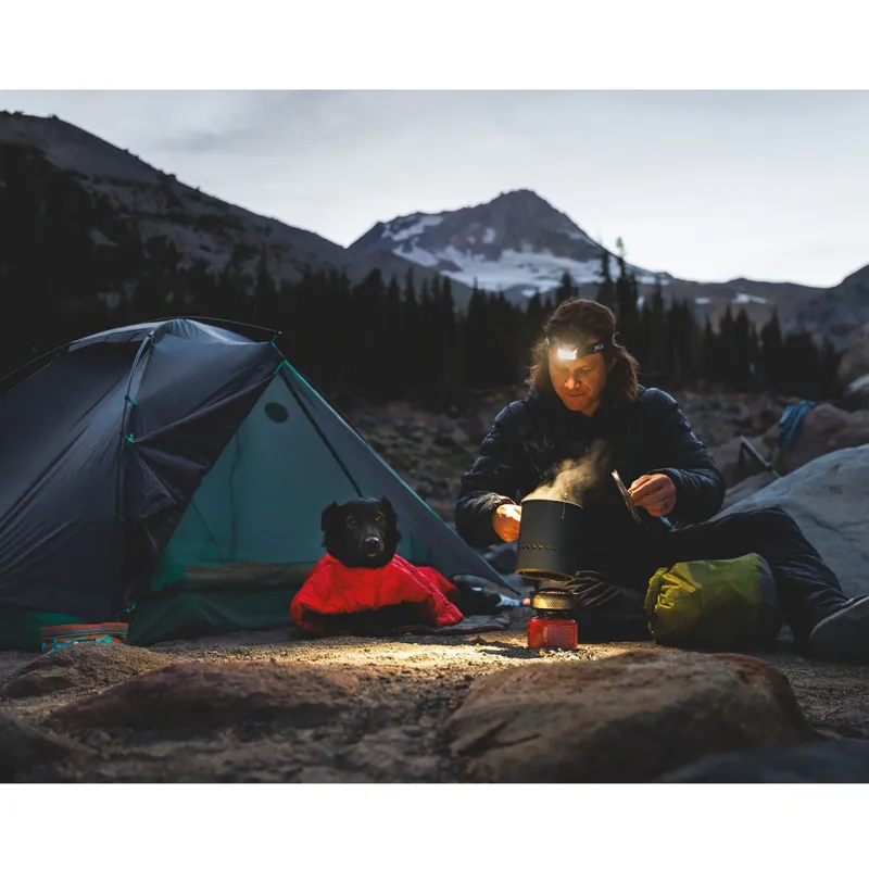 Ruffwear Palisades Sleep Poncho Red Currant-12