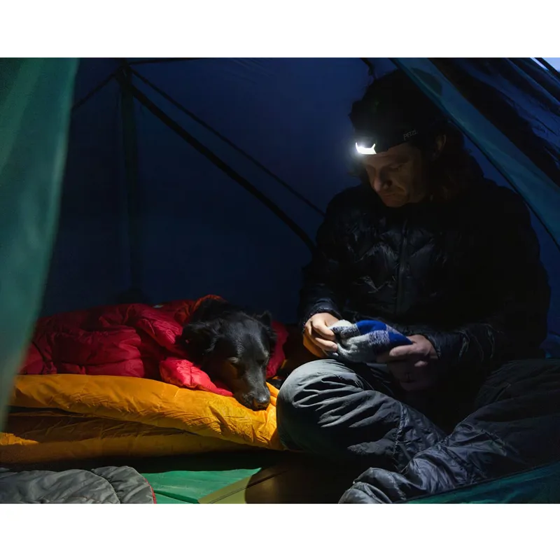 Ruffwear Palisades Sleep Poncho Red Currant-11