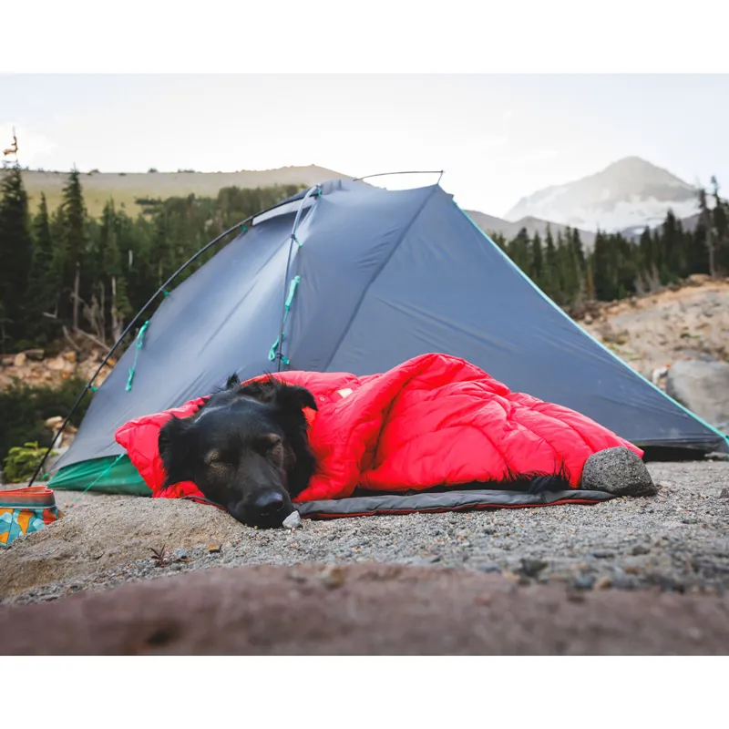 Ruffwear Palisades Sleep Poncho Red Currant-10