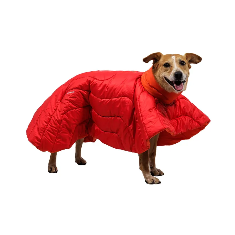 Ruffwear Palisades Sleep Poncho Red Currant-3
